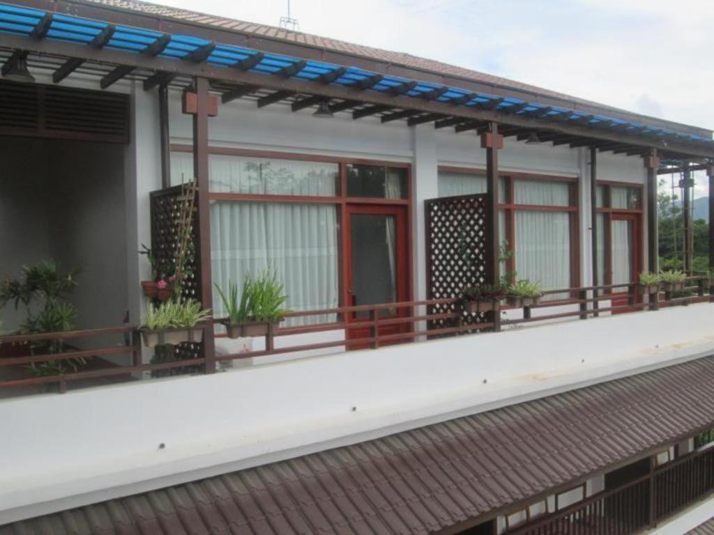 Hotel Maineli Nyaung Shwe Zewnętrze zdjęcie